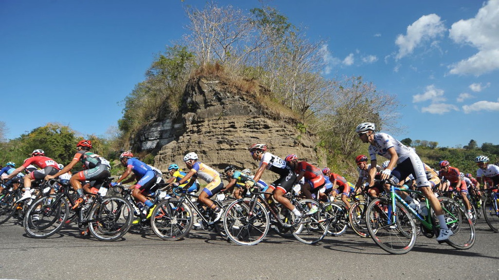 Cycling Flores tour will be held from 10 - 21 September 2025